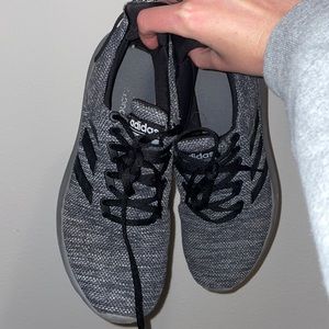 Mens adidas cloud foam sneakers size 9
